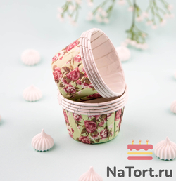 Формы бумажные с ламинацией «Маффин» 50х40 мм (Зеленые с розами) 100 шт