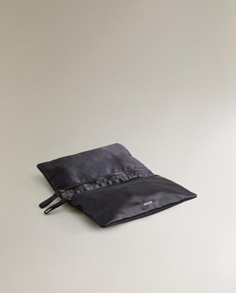 ZARA HOME САТИНОВАЯ КОСМЕТИЧКА ДЛЯ ПРЕДМЕТОВ, ТЕМНО-СИНИЙ