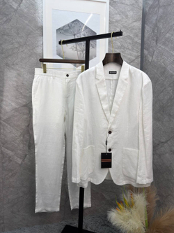 Льняной костюм Zegna