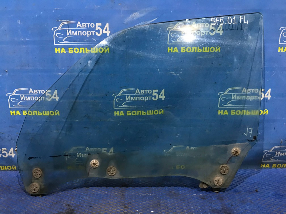 Стекло двери передней левой SUBARU FORESTER 1999