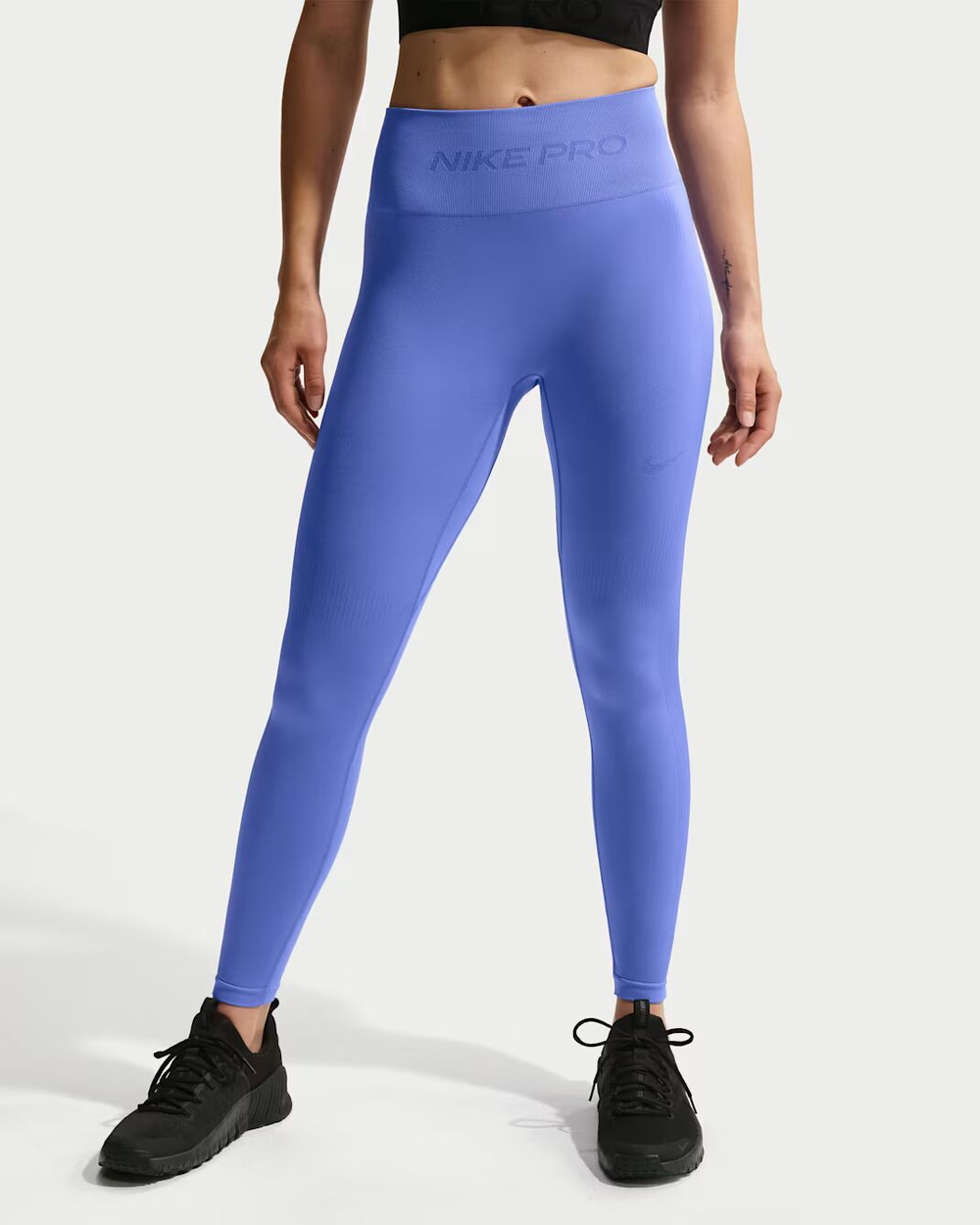 Nike Pro Seamless Женские леггинсы с высокой талией и длиной выше щиколотки - NIKE