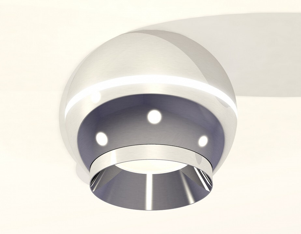 Накладной светильник Ambrella Light XS XS1104002