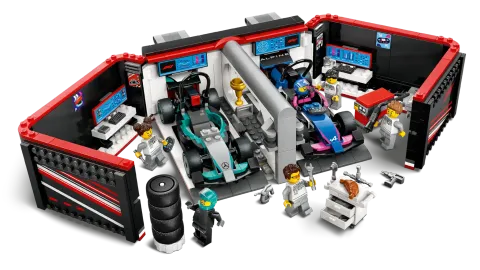 Конструктор LEGO City 60444 Гараж F1 для Mercedes-AMG и Alpine