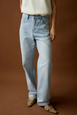 Джинсы прямые relaxed fit голубые