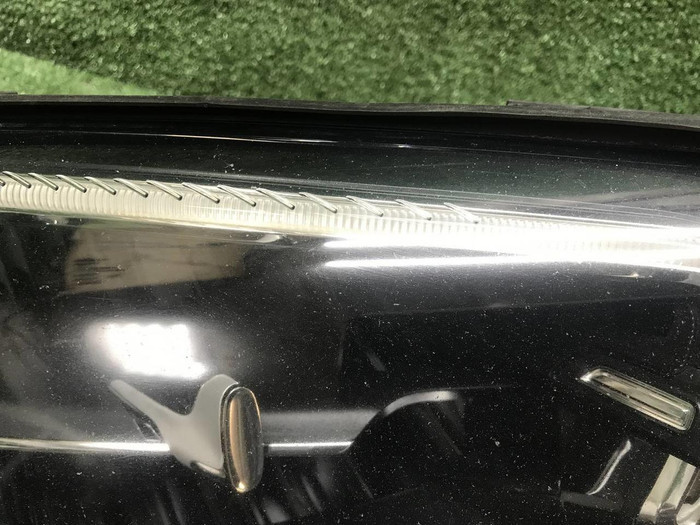 Фара правая Mercedes E W213 (2020-2023) LED