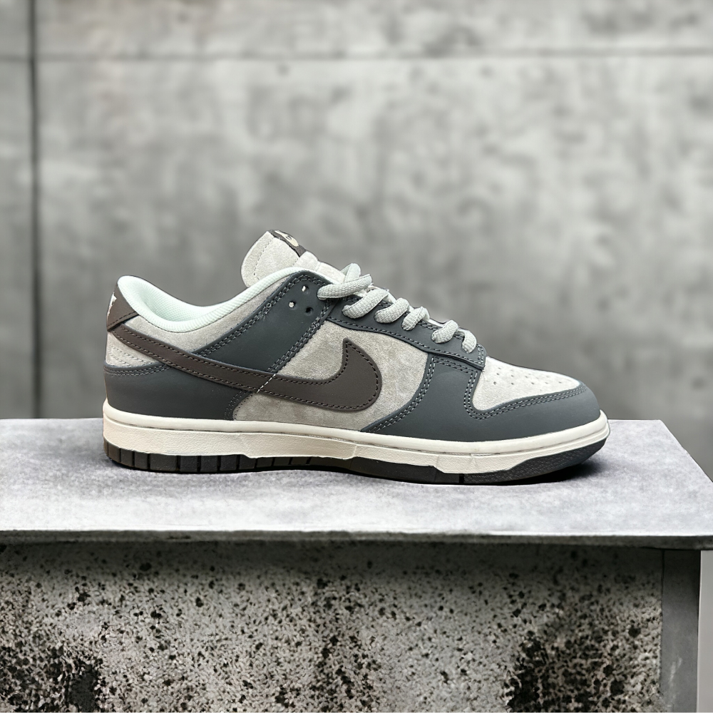 Nike SB Dunk Low • Gray Brown