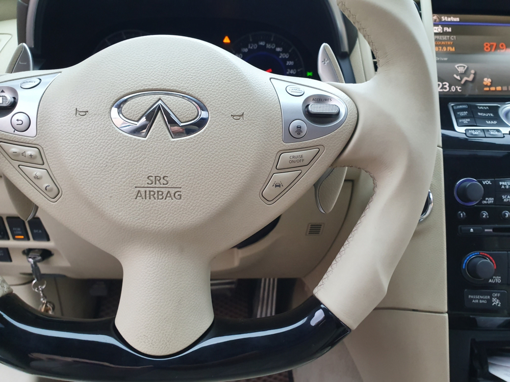Руль ver.3 Infiniti FX37/FX50/FX30/QX70 бежевый