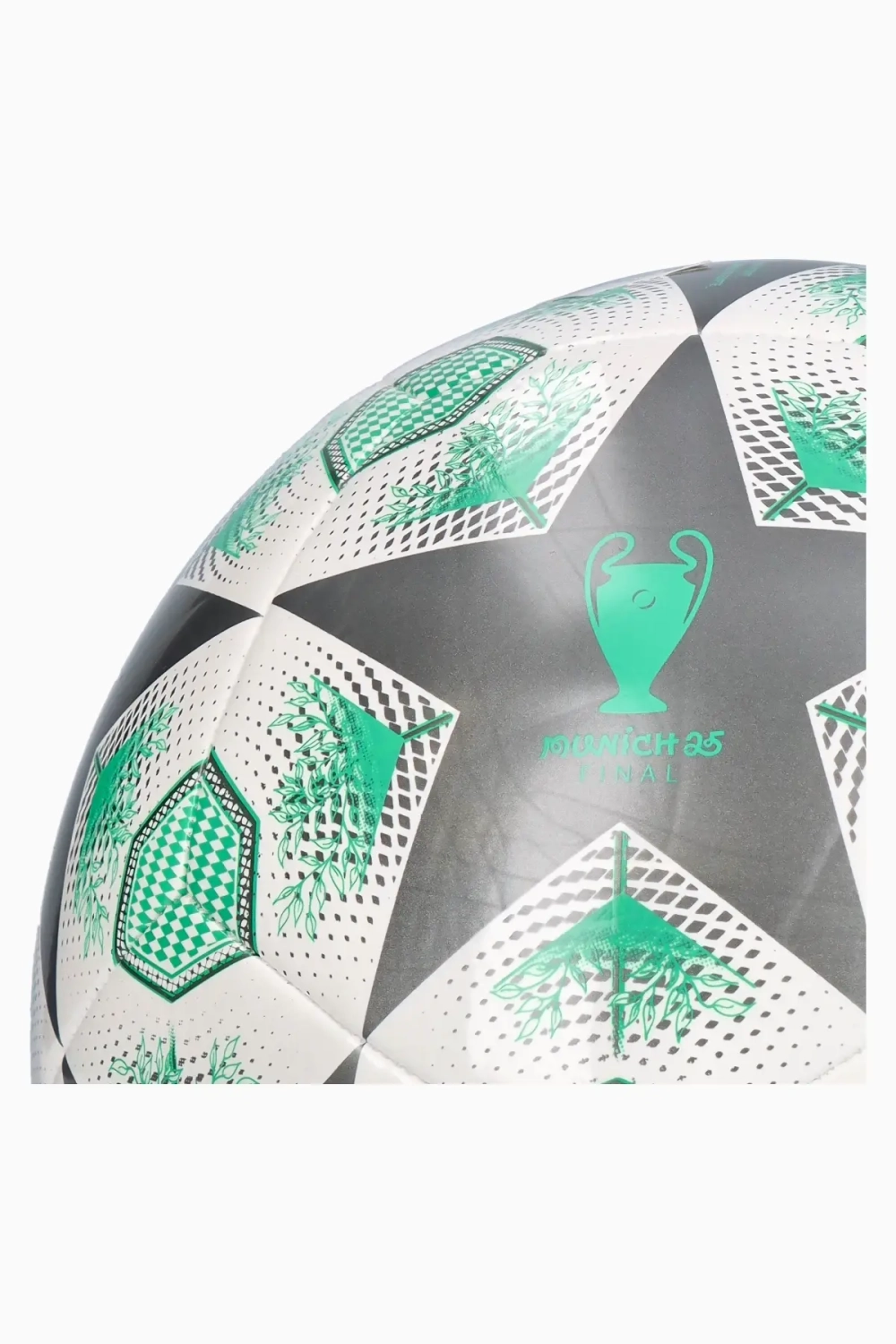 Футбольный мяч adidas UCL Club 24/25 размер 3