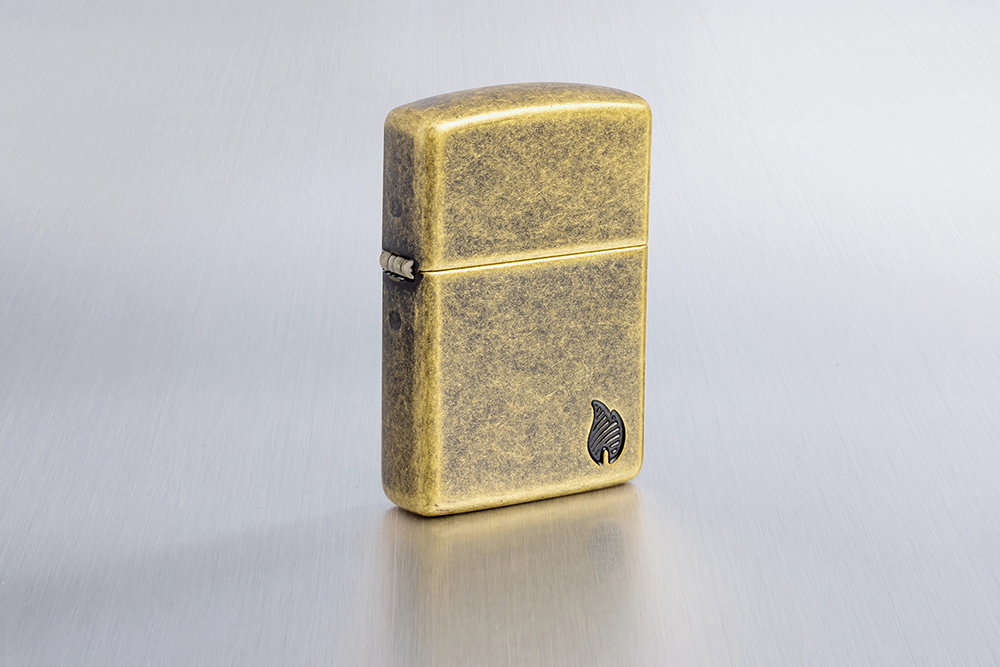 Зажигалка ZIPPO Armor Пламя c покрытием античная латунь | Flame Antique Brass, латунь/сталь, золотис