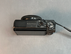 Canon G7X Mark III