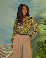 Blouse ''Safari'' with lacing