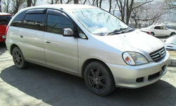 Порог Toyota Nadia 1998-2003 (1мм)