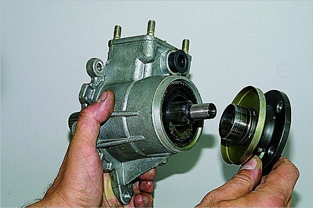 Крышки раздатки с усиленными подшипниками Нива 4x4/Шевроле/Тревел