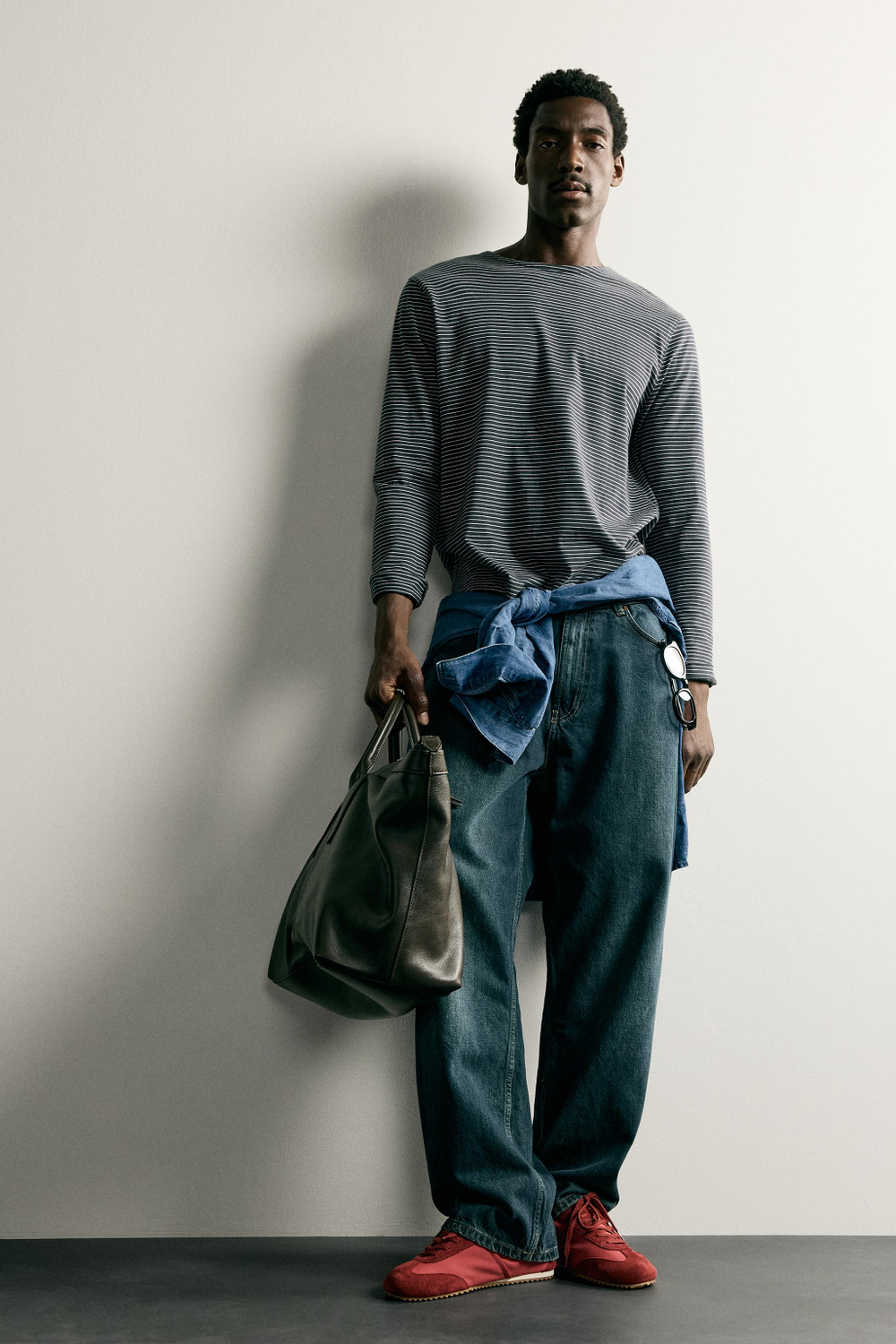 ЖАККАРДОВАЯ ФУТБОЛКА В ПОЛОСКУ — ZARA · 1887/305