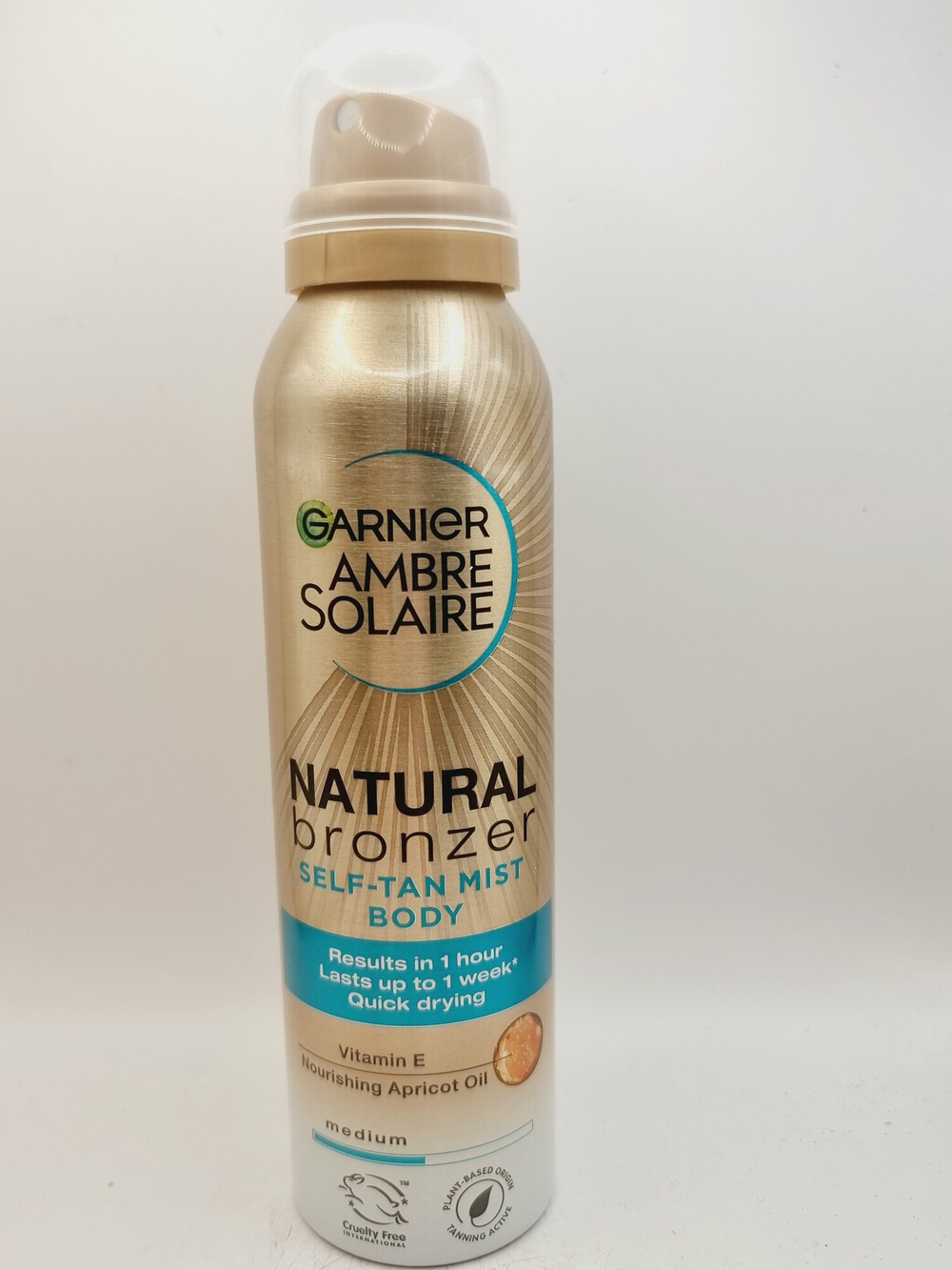 Спрей автозагар для тела Garnier Ambre Solaire Natural Bronzer mediub с витамином Е и абрикосовым маслом 150 мл ( Из Финляндии )
