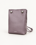 Сумка LOEWE Pebble Phone Pouch, сиреневый оттенок