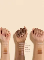 Подсвечивающий консилер вокруг глаз RARE BEAUTY Positive Under Eye Brightener - Light