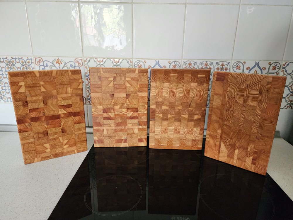 Торцевая разделочная доска 30x20x3 см. лиственница, арт. 062-1 уцененная-1
