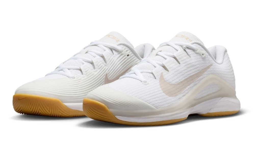 Женские теннисные кроссовки Nike Zoom Vapor 12 - white/lt orewood/summit white/linien