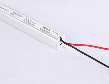 Блок питания ультратонкий для светодиодной ленты 12V 18W 1.5A IP20 185-260V 172*18*18 GS8601 ILLUMINATION LED Driver 12V Ambrella