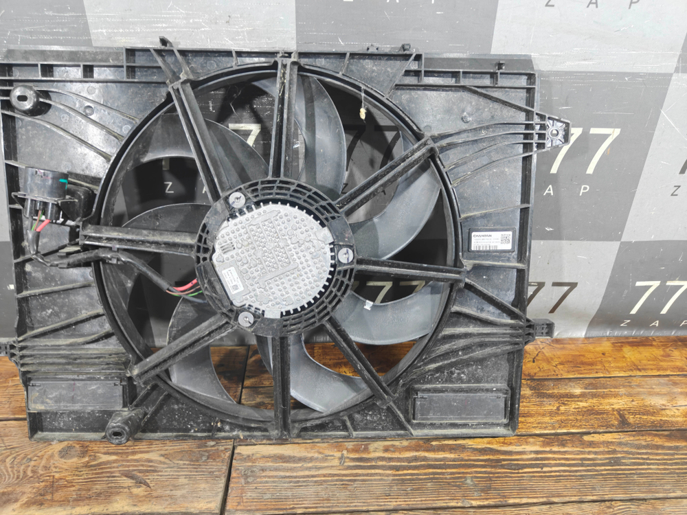 Диффузор с вентилятором Changan UNI-S 24-нв Б/У Оригинал 1308010AW04AA