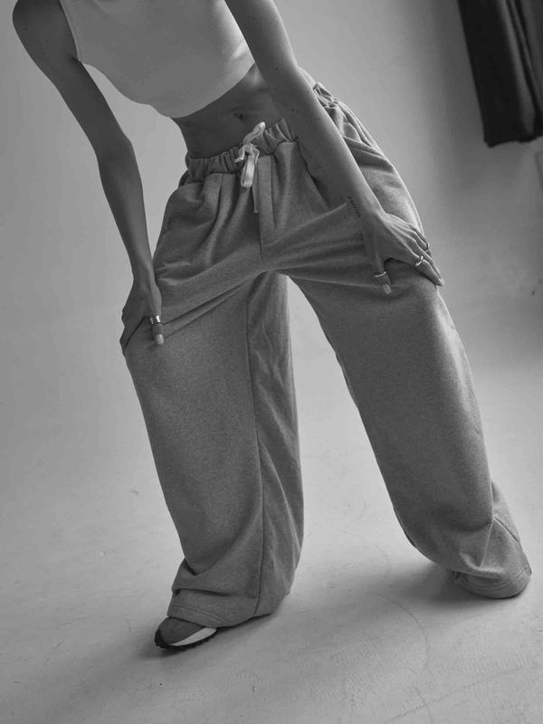 Брюки Baggy Trousers Logo Melange серые - фото 10