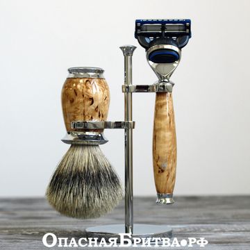 Бритвенный набор MUEHLE PURIST, каповая береза, барсучий ворс высшей категории Silvertip, бритва Fusion