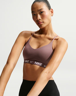 Nike Indy с легкой поддержкой Женский спортивный бюстгальтер с вставками и регулируемыми бретелями - NIKE