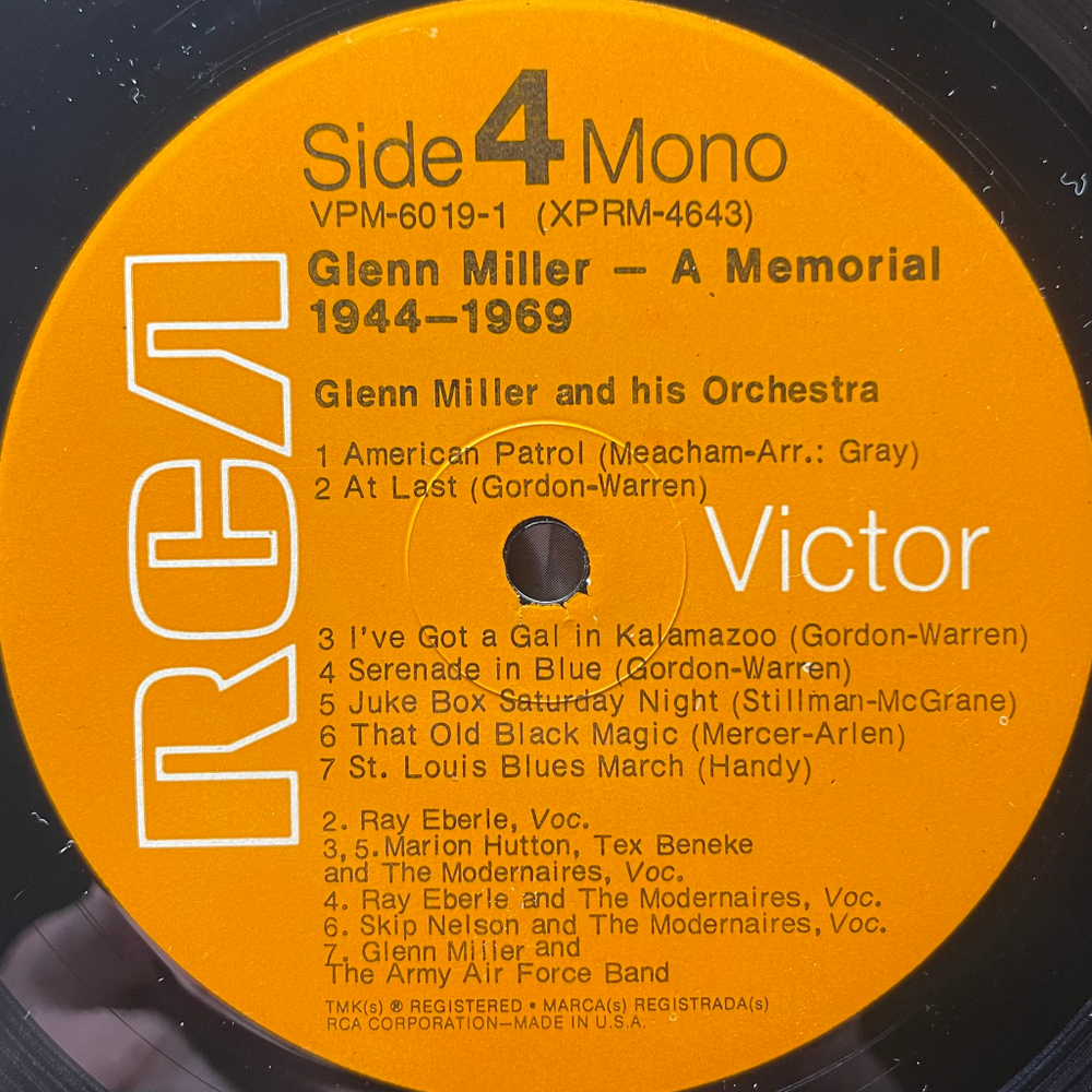 Glenn Miller And His Orchestra ‎– Glenn Miller - A Memorial 1944-1969 2LP (США)