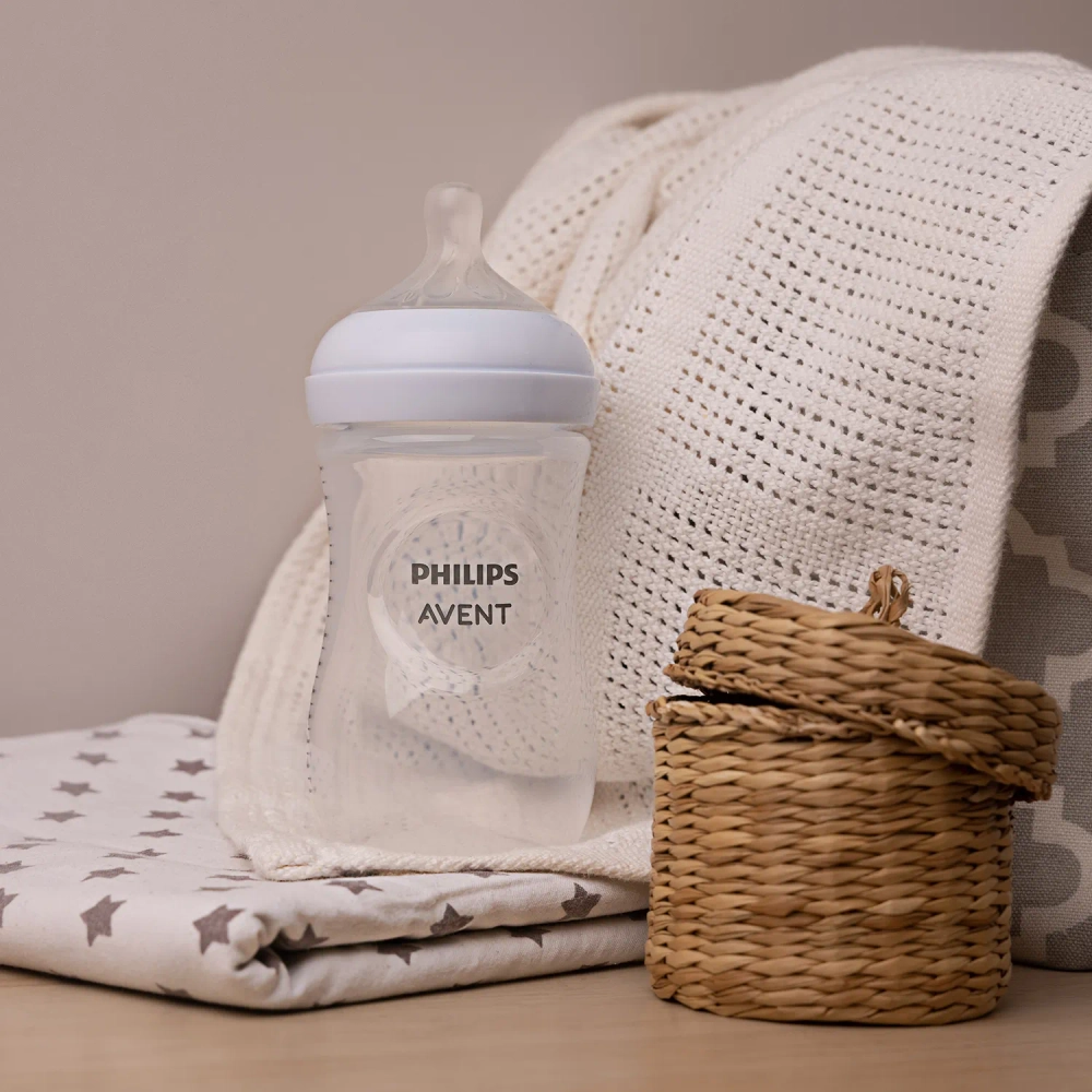 Бутылочка Philips Avent Natural 1+мес 260мл SCY903/01