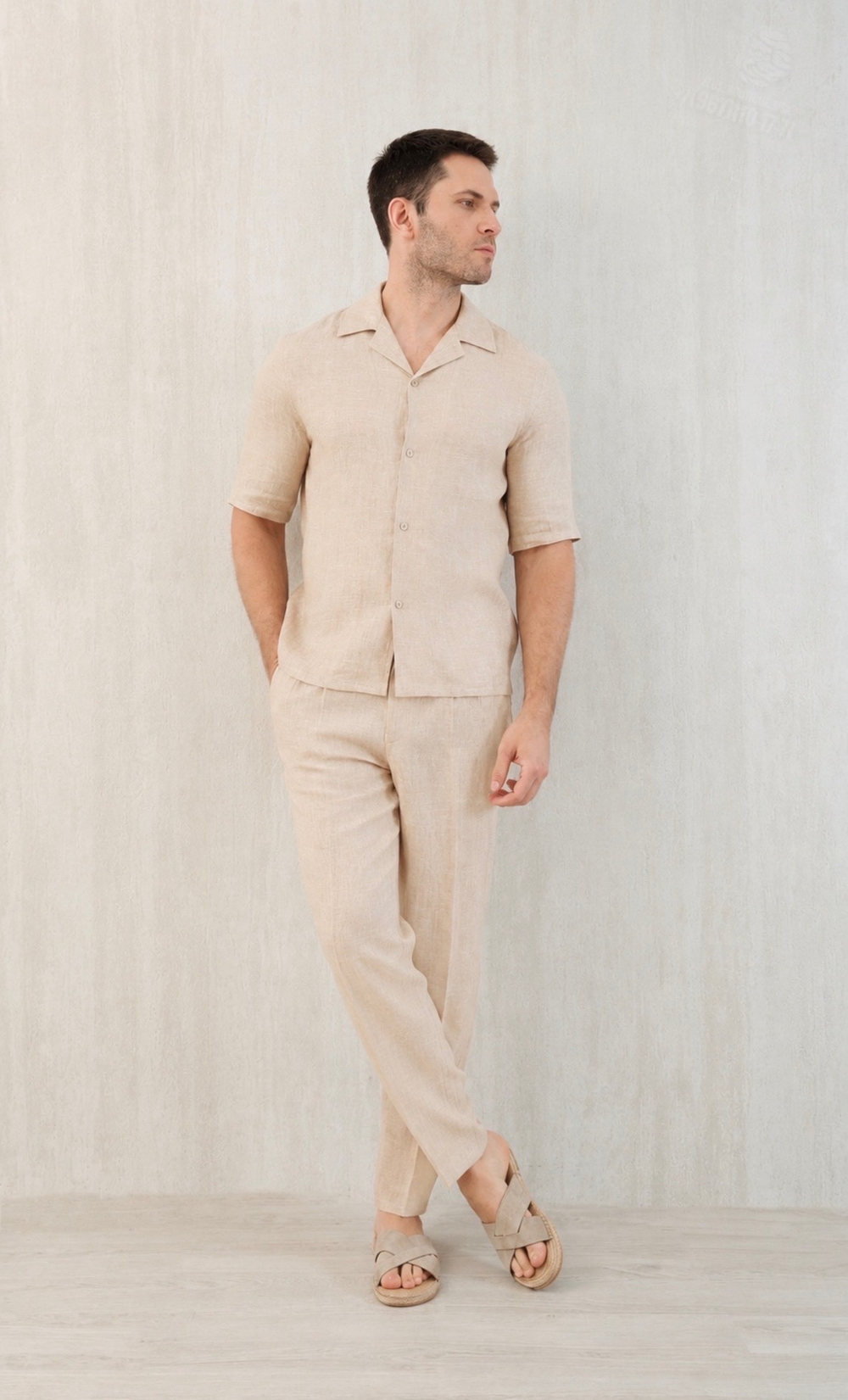 Льняной костюм Brunello Cucinelli