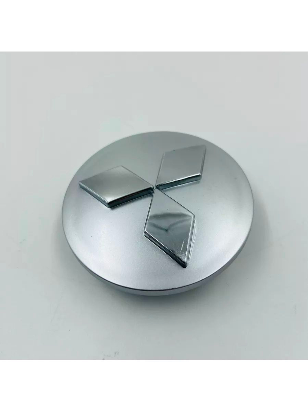 Колпачки на литые диски с эмблемой Mitsubishi 60 мм 4 шт