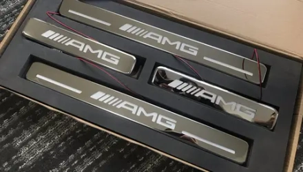 Пороги с подсветкой AMG для Mercedes Benz G-class W464 W463A G500 G450 G550 G63 2018+ Мерседес бенз Гелик гелентваген
