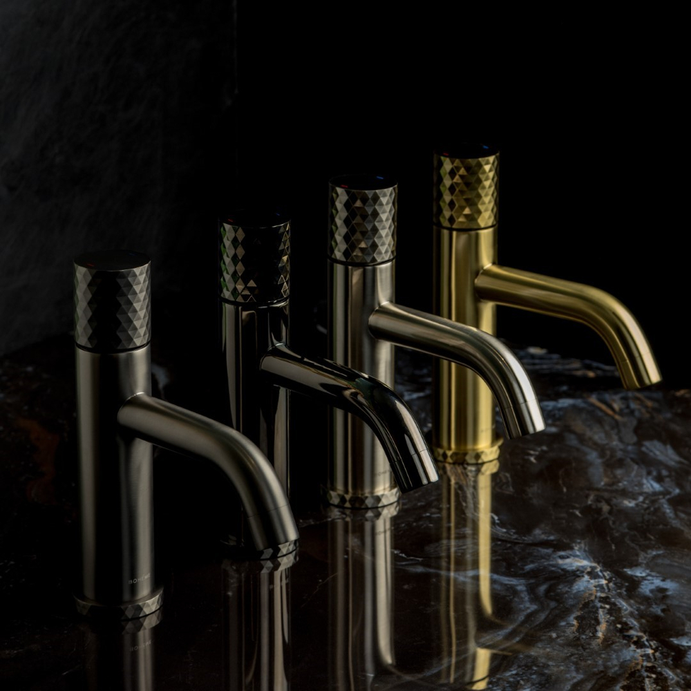 Смеситель STICK для умыв. низ. Shine Gun Metal низкий с ручкой DIAMOND