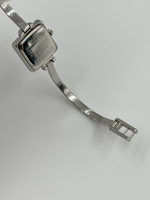 Часы Gucci 1900L