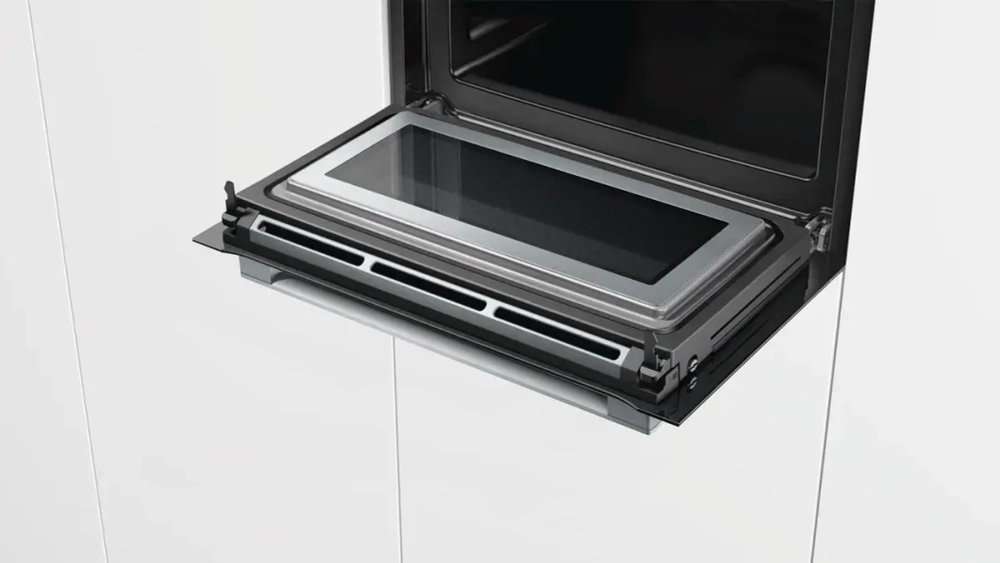 Компактный духовой шкаф Bosch CMG676BS1