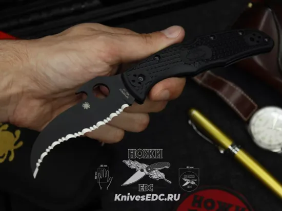 Складной нож Spyderco Matriarch 2 C12SBBK2W c клинком из стали VG-10, рукоять FRN