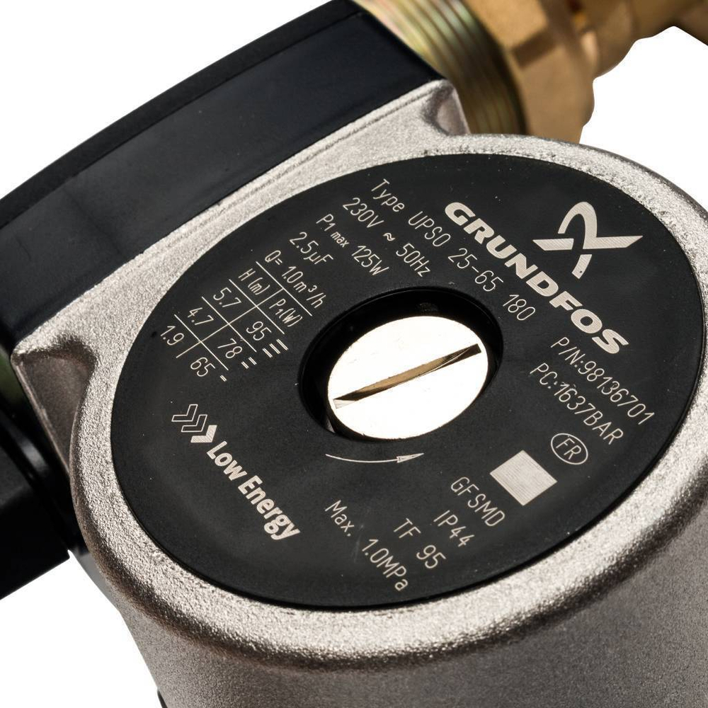 Насосная группа с прямым контуром 1" с насосом Grundfos UPSO 25-65 в теплоизоляции