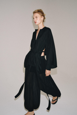 ZARA РУБАШКА С ПОЯСОМ — ZW COLLECTION, ЧЕРНЫЙ