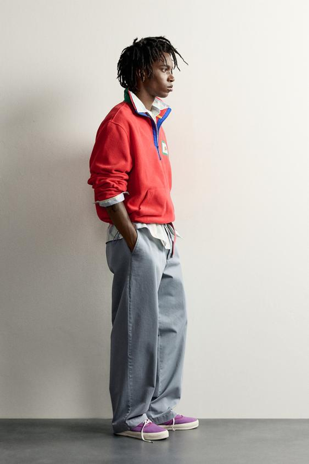 ZARA - FRUIT OF THE LOOM™ ТОЛСТОВКА ИЗ КОНТРАСТНОГО ФЛИСА, КРАСНЫЙ