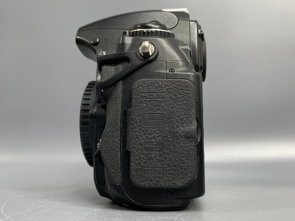 Nikon D700 Body 517.000 кадров