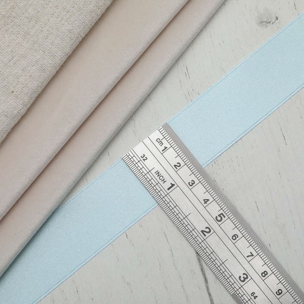 Лента атласная 1-сторонняя 25.0 мм / 22.86±1 метров, 130 св.голубой, Globus