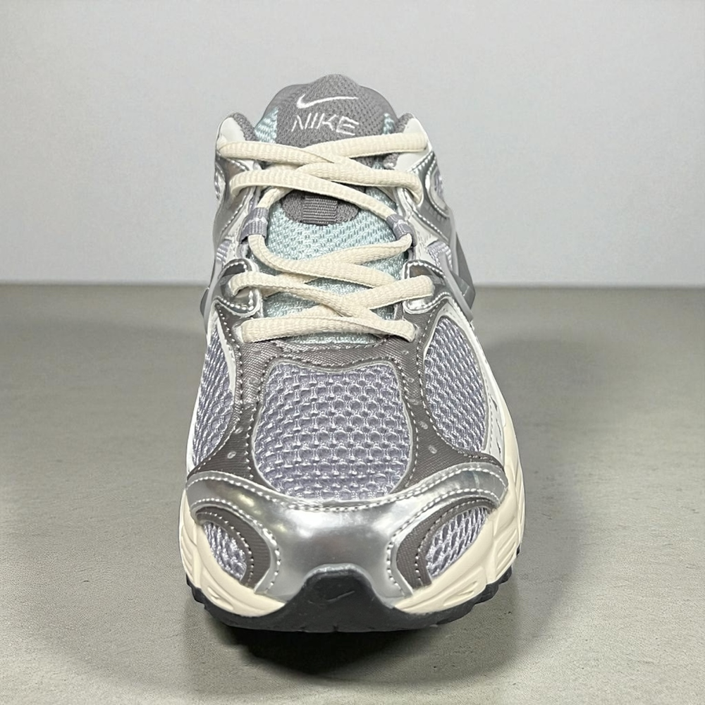 Nike V5 RNR • Silver Gray