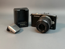 Olympus Pen mini E-PM1 Kit 14-42