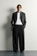 БРЮКИ RELAXED FIT СО СКЛАДКАМИ — ZARA · 6861/616