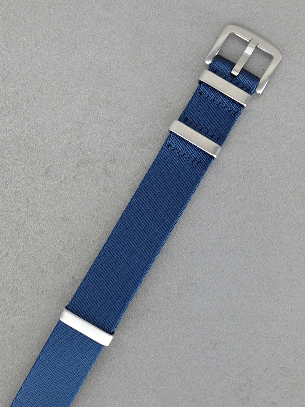 Nato Strap Premium - нейлоновый ремешок для часов