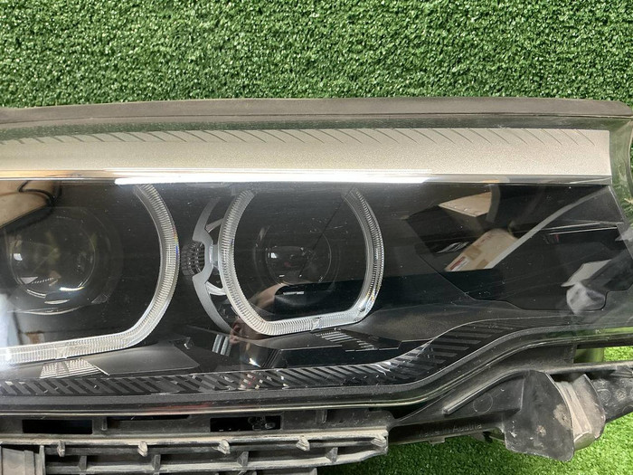 Фара правая BMW 5er G30 (2017-2020) LED