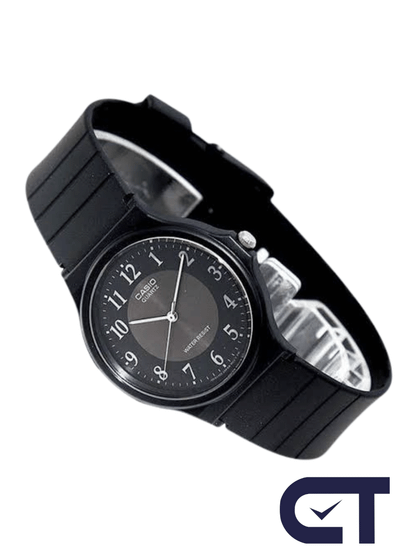 CASIO MQ-24-1B3 — классические аналоговые часы с чёрным циферблатом