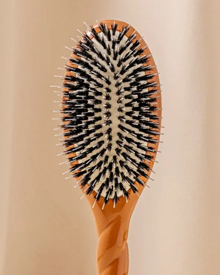 La Bonne Brosse N.02 The Essential Do It All Brush
