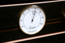 Хьюмидор-шкаф Gentili на 150 сигар, SC150-Ebony